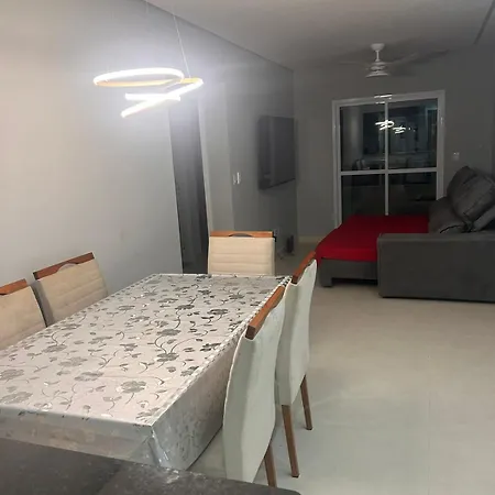 Apto Beira Mar - Aconchegante _ Varanda Gourmet - Wifi - Netflix - Tv A Cabo - Praia Grande Exterior foto